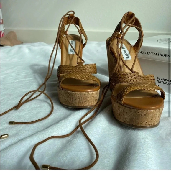 Steve Madden Wynwood brown/tan Raffia Ankle Strap Wedge Sandals 8 - Picture 4 of 8